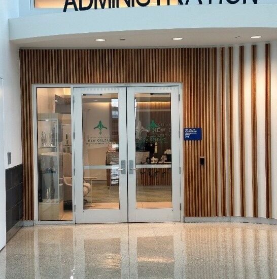 Baggage belts labeled 3, 2, and 1