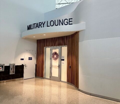 Flymsy flymsy - Louis Armstrong New Orleans International Airport